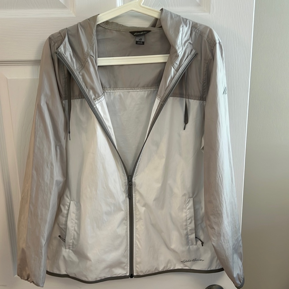 Eddie Bauer Lightweight Windbreaker With Hood